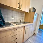 Zentrales Und Gemuetliches In Mit Balkon,badewanne Und Parkplatz Appartamento Passavia