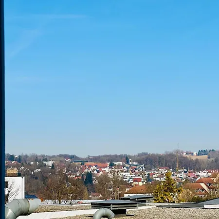 Zentrales Und Gemuetliches In Mit Balkon,badewanne Und Parkplatz Appartamento *