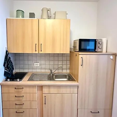 Appartamento Zentrales Und Gemuetliches In Mit Balkon,badewanne Und Parkplatz *